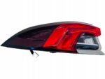 COROLLA E21 SEDAN LAMPA TYLNA LEWA LEWY TYŁ ZWYKŁA ŻARÓWKA USZK.