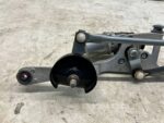 YARIS IV MAZDA 2 MECHANIZM WYCIERACZEK SZYBY CZOŁOWEJ EU 85110-K0120 - obrazek 2