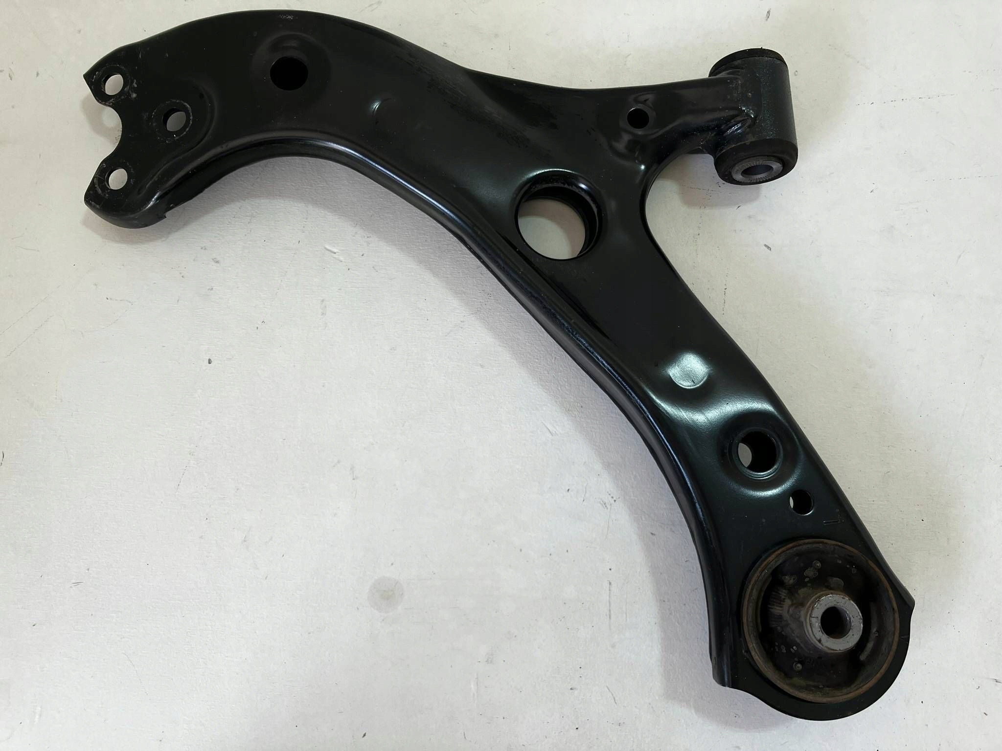 allegro-6b4e20edc398b243546ab6a1 COROLLA E21 WAHACZ LEWY PRZEDNI PRZÓD ZAWIESZENIA PRZEDNIEGO 48069-02410 - obrazek 1