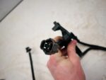 RAV4 V WIĄZKA WTYCZKA INSTALACJA LAMPY LEWY PRZÓD - obrazek 3