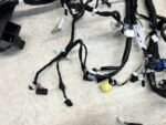 CHR C-HR II 2.0 PHEV WIĄZKA INSTALACJA POD DESKĘ ROZDZIELCZĄ KONSOLE - obrazek 5