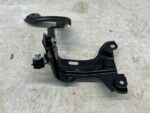 RAV4 V LIFT HYBRYDA UCHWYT MOCOWANIE POMPY ABS