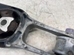 COROLLA CROSS 2.0 HYBRYDA ŁAPA PODUSZKA SILNIKA TYLNA TYŁ V7 X5 - obrazek 7