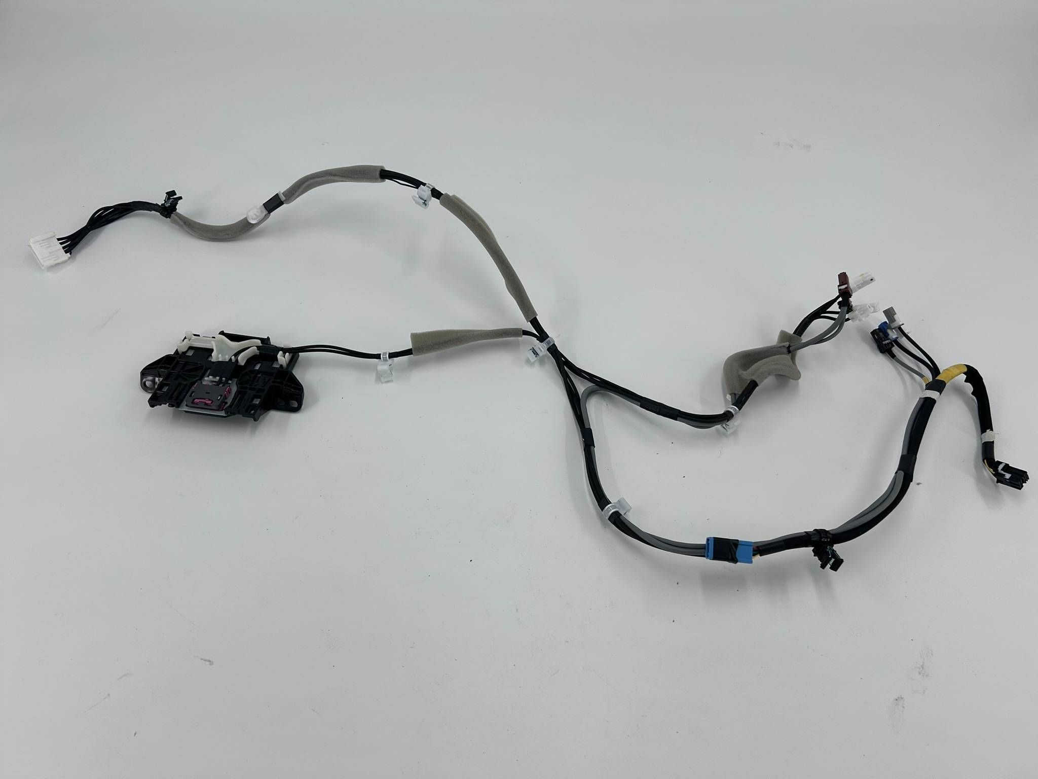 allegro-78da9fb5436041aacedd6378 CHR C-HR II ANTENA NAWIGACJI NAVI GPS POD DESKE KONSOLE 86862-76050 - obrazek 1