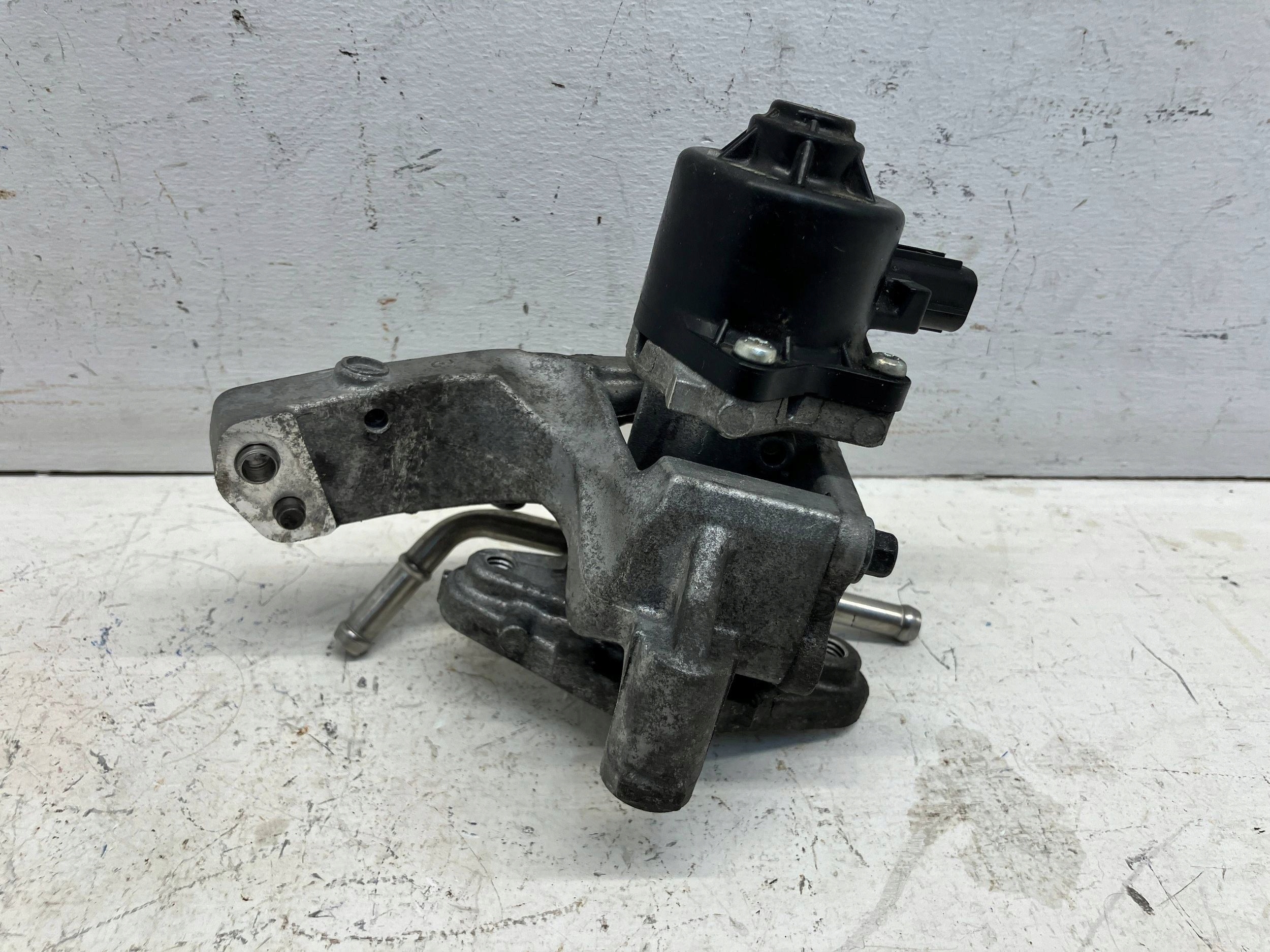 allegro-79e15b3c7d7df48c1fd28114 RAV4 V CAMRY VIII NX RX HYBRYDA ZAWÓR EGR RECYRKULACJI SPALIN 25620-25040 - obrazek 1