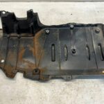 COROLLA E21 KOMBI OSŁONA PODWOZIA TYLNA TYŁ POD WANNE 58399-02170