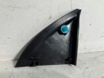 YARIS IV MAZDA 2 OSŁONA TRÓJKĄT WEWNĘTRZNY DRZWI PRZENICH LEWYCH LEWY PRZÓD - obrazek 5