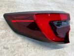 COROLLA E21 LIFT KOMBI LAMPA TYLNA LEWA LEWY TYŁ ŻARÓWKI BEZ ZAŚLEPKI KPL - obrazek 2