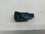 RAV4 V PRZYŁACZNIK PRZYVISK OTWIERANIA KLAPY POKRYWY BAGAŻNIKA - obrazek 5