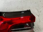 COROLLA E21 SEDAN LAMPA TYLNA LEWY TYŁ ZWYKŁA USZK - obrazek 3