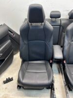 COROLLA CROSS FOTELE KANAPA BOCZKI KOMPLET SKÓRA GRZANE - obrazek 7