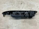 COROLLA E21 SEDAN PRZYCISK PRZEŁĄCZNIK SZYB PRZEDNI LEWY PRZÓD 84040-02160 - obrazek 5