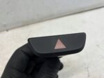 YARIS IV MAZDA 2 PRZYCISK PRZEŁĄCZNIK ŚWIATEŁ AWARYJNYCH - obrazek 2