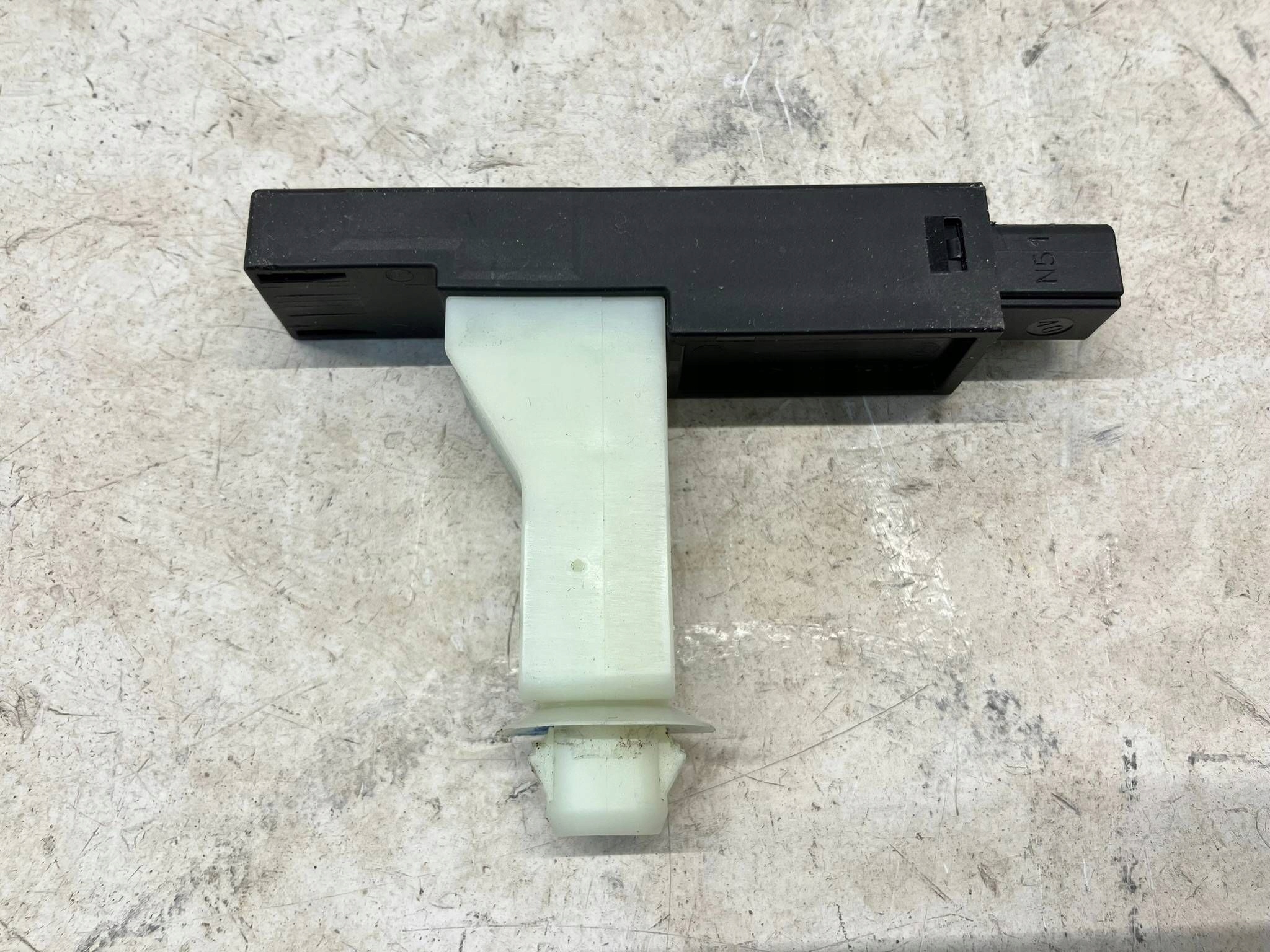 allegro-85fee2ccfebd2c46c10d4717 TOYOTA LEXUS ANTENA KLG KEY LESS GO 899A0-02410 - obrazek 1