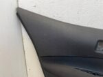 COROLLA E21 HATCHBACK BOCZEK TAPICERKA DRZWI TYLNYCH LEWY TYŁ MATERIAŁ RYSY - obrazek 2