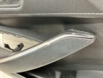 COROLLA E21 BOCZEK TAPICERKA DRZWI PREDNICH LEWY PRZÓD MATERIAŁOWY RYSY - obrazek 6