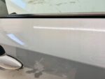 COROLLA E21 DRZWI PRZEDNIE PRAWE PRAWY PRZÓD KOMPLETNE 1H5 - obrazek 7