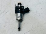 COROLLA E21 LIFT CROSS 2.0 HYBRYDA WTRYSKIWACZ PALIWA 23250-F2050 (5)