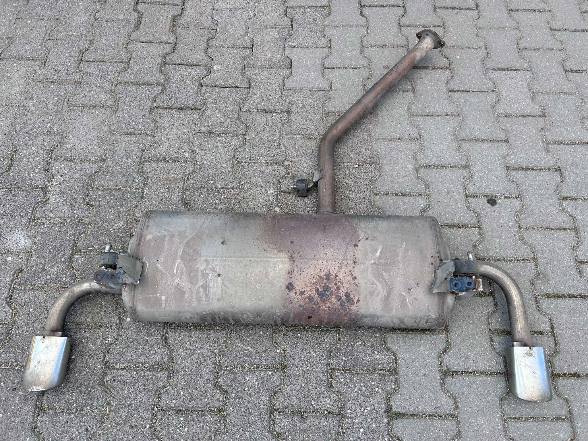 allegro-939699e038e89475907ada79 RAV4 V 2.5 HYBRYDA TŁUMIK KOŃCOWY RURA WYDECHOWA WYDECH 12521 - obrazek 1