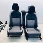 YARIS III LIFT BENZYNA D4D KOMPLET FOTELI GRZANYCH KANAPA MOCOWANIA Y20