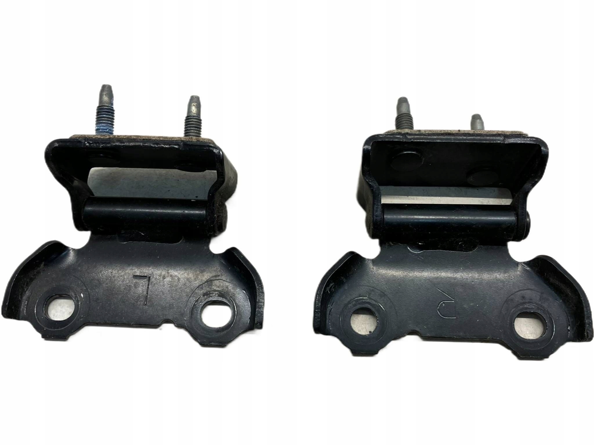 allegro-97bba30137327a7c95ce8307 COROLLA E21 KOMBI ZAWIAS ZAWIASY KLAPY TYLNEJ BAGAŻNIKA KOMPLET 209 - obrazek 1