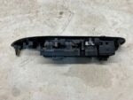 COROLLA E21 PRZYCISK PRZEŁĄCZNIK SZYB PRZEDNI LEWY PRZÓD 84040-02160 - obrazek 5