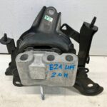 COROLLA E21 LIFT 2.0 HYBRYDA PODUSZKA ŁAPA LEWA MOCOWANIE SILNIKA Y3