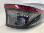 YARIS CROSS LAMPA TYLNA PRAWA PRAWY TYŁ KOMPLETNA RYSA LED - obrazek 2
