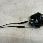 COROLLA E21 HATCHBACK ZAMEK DRZWI TYLNYCH PRAWYCH PRAWY TYŁ U4 8 PIN