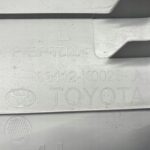YARIS IV OSŁONA SŁUPKA ŚRODKOWEGO GÓRNA LEWA SZARA 62412-K0020-A - obrazek 5