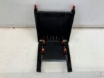 YARIS IV OSŁONA TUNELU ŚRODKOWEGO PODŁOKIETNIKA 58818-K0020 - obrazek 4