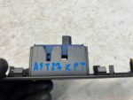 AVENSIS T27 PRZYCISK PRZEŁĄCZNIK SZYBY PRAWY TYŁ ZŁOTE PRĄŻKI - obrazek 8