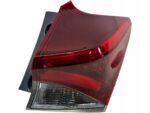 AURIS II LIFT HATCHBACK LAMPA TYLNA PRAWY TYŁ USZKODZONA