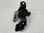 YARIS IV 1.5 HYBRYDA ŁAPA PODUSZKA SILNIKA PRAWA K3 - obrazek 4