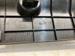 YARIS IV CROSS MAZDA 2 OSŁONA DESKI KONSOLI DOLNA LEWA POD NOGI 55606-K0030 - obrazek 8