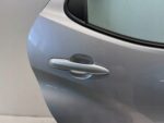 YARIS IV MAZDA 2 KOMPLETNE DRZWI TYLNE PRAWE PRAWY TYŁ 1L0 - obrazek 4