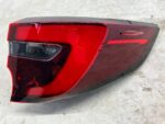 COROLLA E21 LIFT KOMBI LAMPA TYLNA PRAWA PRAWY TYŁ ŻARÓWKI KOMPLETNA - obrazek 2
