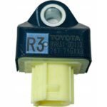 YARIS IV CZUJNIK UDERZENIOWY 2 PIN R3 89831-0D110