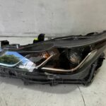 COROLLA E21 SEDAN LAMPA PRZEDNIA LEWA LEWY PRZÓD ZWYKŁA LED KOMPLETNA