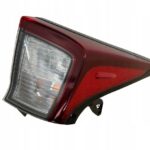 PRIUS IV LIFT LAMPA TYLNA PRAWY TYŁ
