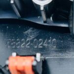 COROLLA E21 OSŁONA TUNELU ŚRODKOWEGO UCHWYT NA KUBKI SCHOWEK Z LED RYSY (1) - obrazek 12
