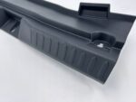CHR C-HR II OSŁONA PASA TYLNEGO PROGU BAGAŻNIKA ZAMKA 64716-F4100 - obrazek 2