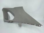 RAV4 V OSŁONA SŁUPKA TYLNEGO PRAWY TYŁ SZARA RYSY 62470-42170