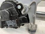 YARIS CROSS MECHANIZM WYCIERACZEK EUROPA USZKODZONA WTYCZKA - obrazek 6