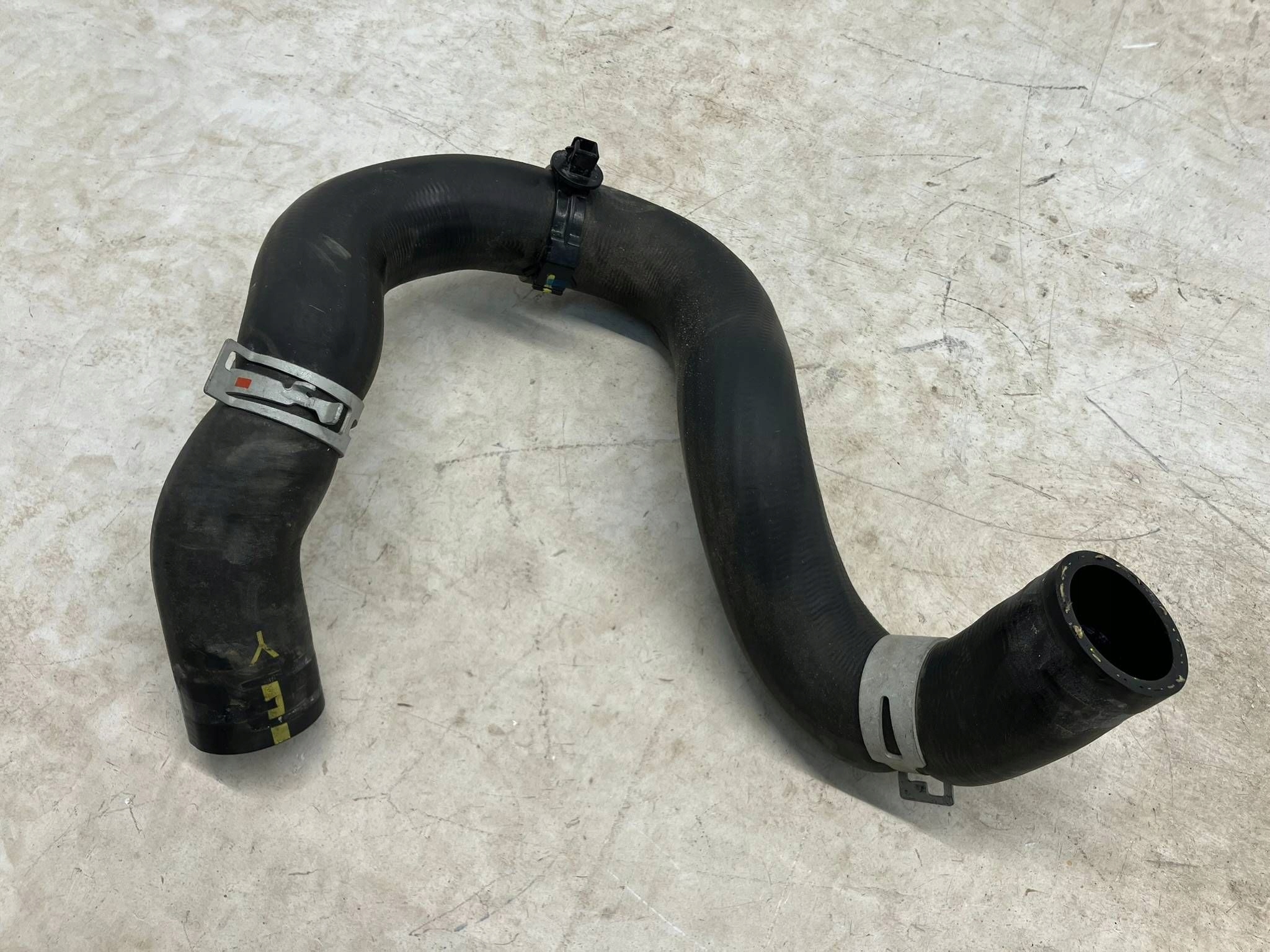 allegro-bec069f745098246ae8e66c1 CHR C-HR II 2.0 PHEV HEV WĄŻ WODY RURA PRZEWÓD 16572-F2160-A - obrazek 1