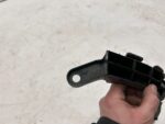 RAV4 V ŚLIZG MOCOWANIE ZDERZAKA TYLNEGO PRAWY TYŁ POD LAMPE - obrazek 5