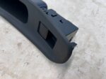 YARIS IV MAZDA 2 PRZYCISK PRZEŁĄCZNIK OTWIERANIA SZYBY TYLNY PRAWY TYŁ - obrazek 2