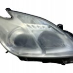 PRIUS III LIFT LAMPA PRZEDNIA PRAWY PRZÓD SREBRNA ANGLIK UK