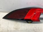 COROLLA E21 SEDAN LAMPA TYLNA LEWA LEWY TYŁ ZWYKŁA RYSA !!! - obrazek 3
