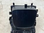 YARIS IV MAZDA 2 OSŁONA TUNELU ŚRODKOWEGO RAMKA LEWARKA 58833-K0130 - obrazek 7